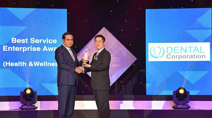 Prime Minister’s Export Award Crowns and Veneers